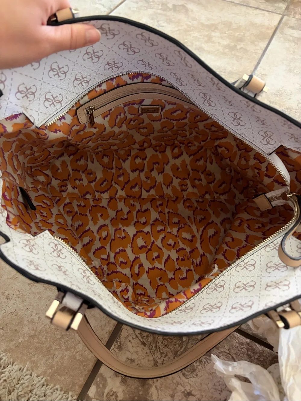 GUESS Cream and Brown Logo-Print Tote